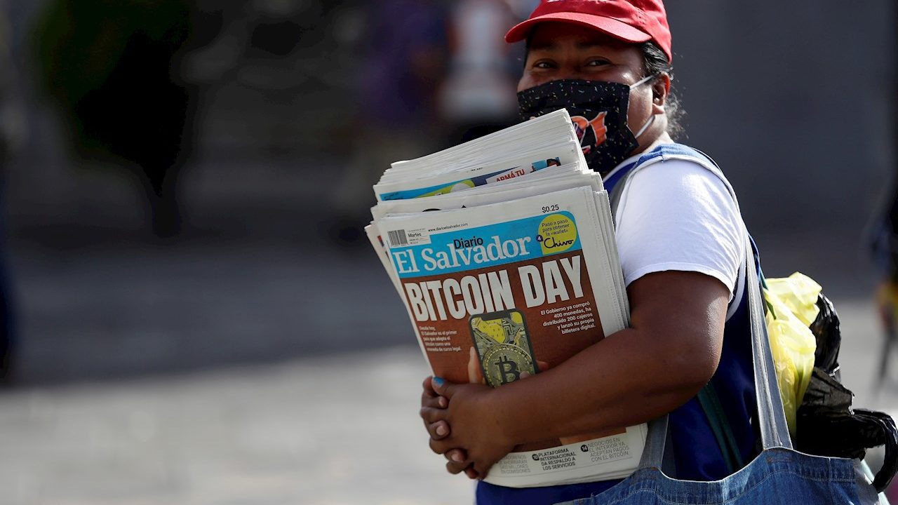 Todos los ojos puestos en El Salvador tras banderazo al bitcoin