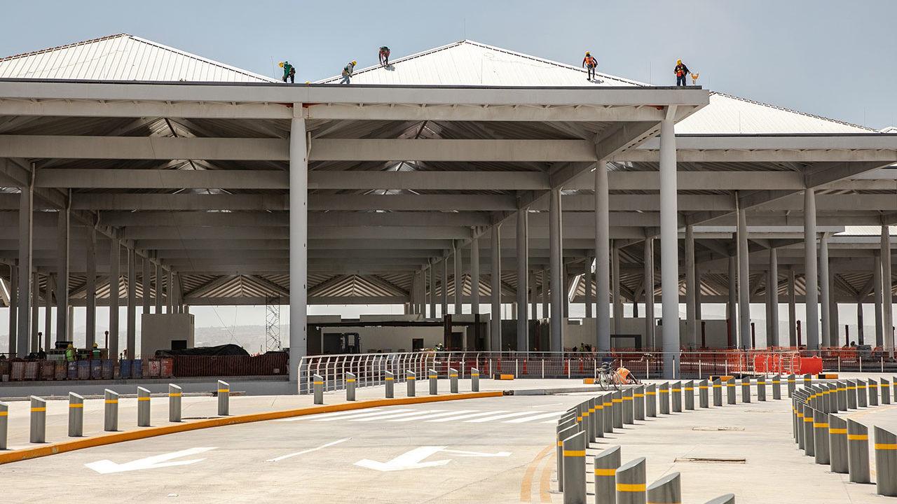 Usarán 10 trenes del Tren México-Toluca para transportar viajeros al Aeropuerto Felipe Ángeles