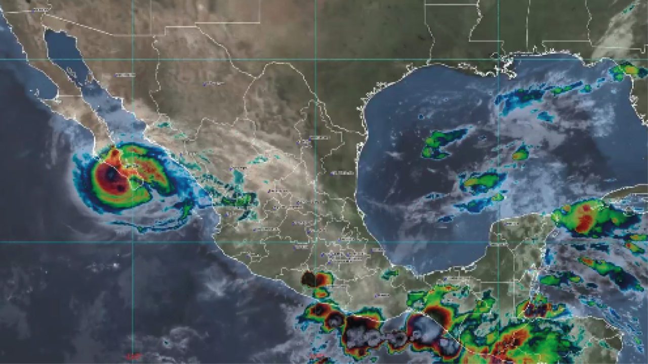 Olaf se debilita tras golpear como huracán en Los Cabos