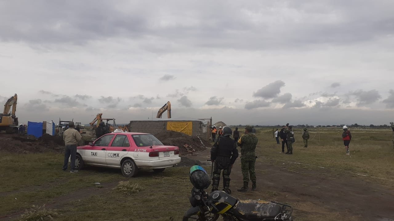Vive Ejército protestas por invasión de terrenos y daño a vías en Santa Lucía