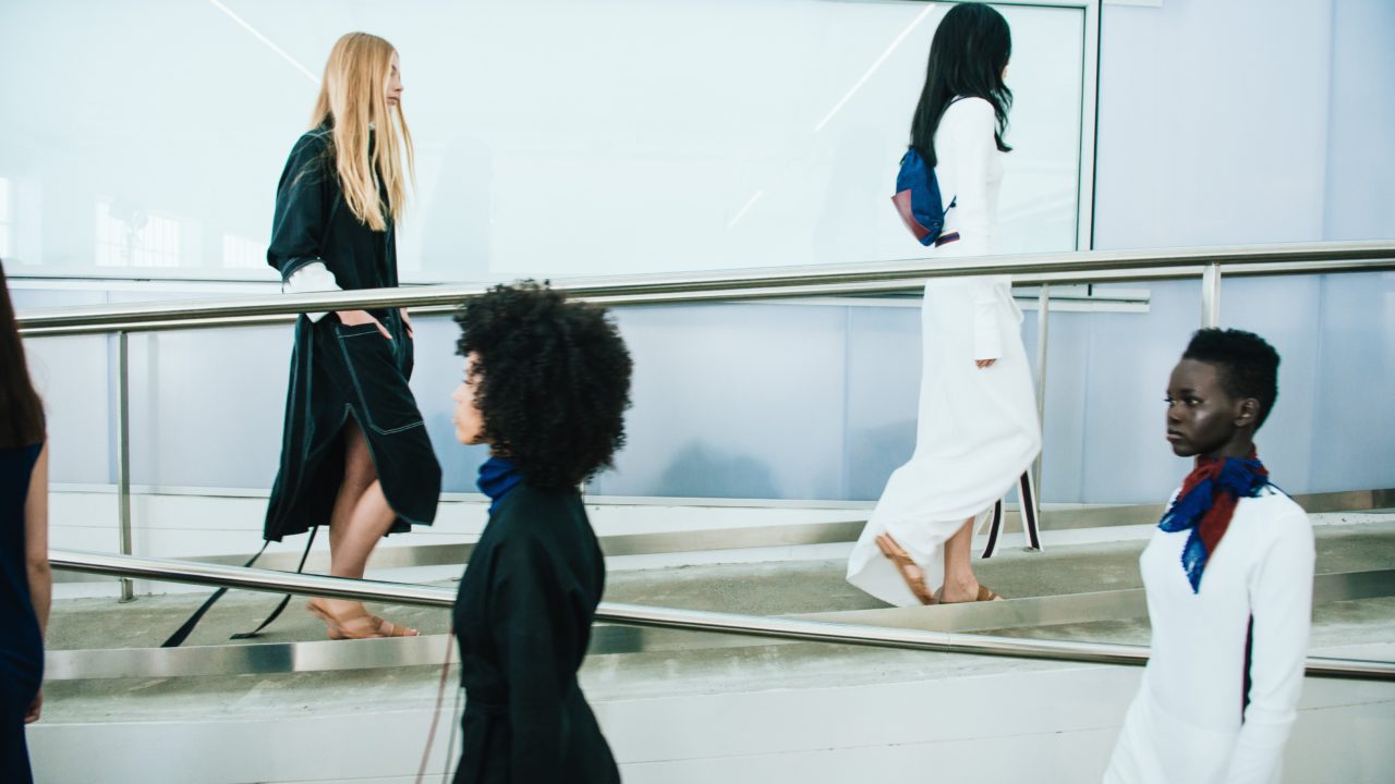 Fendi inaugura el primer día de grandes firmas en la Moda de Milán