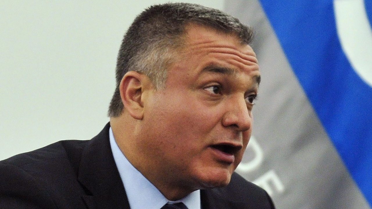 Defensa de García Luna estudia pedir nuevo juicio tras recabar nuevas pruebas; juez le da 3 meses para solicitarlo