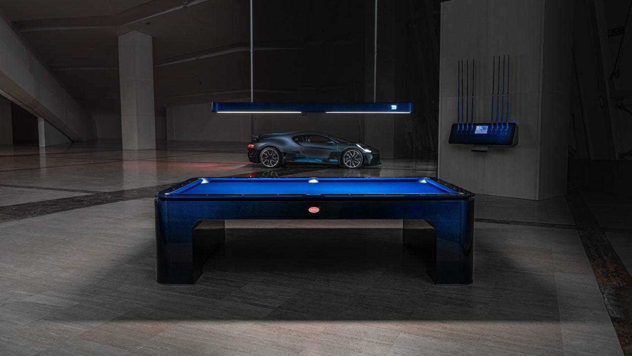 Presentan una mesa de billar inspirada en Bugatti “Divo”