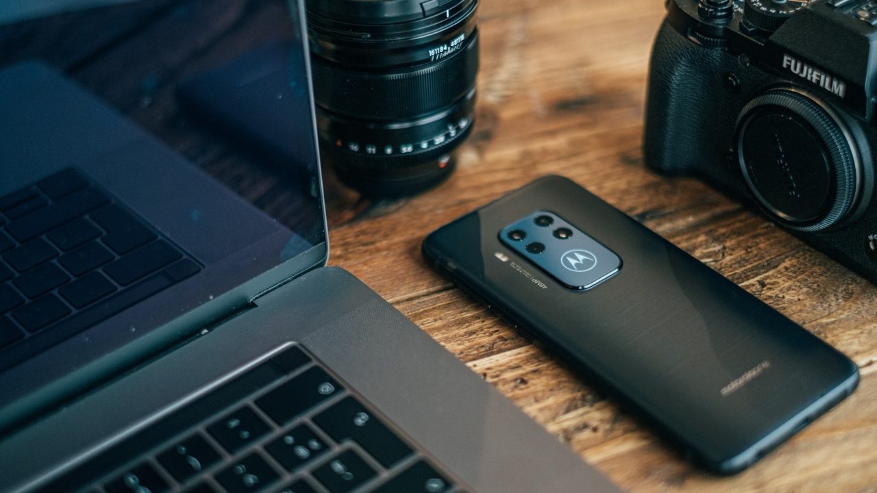 ‘Super Charging’ de Motorola sería capaz de cargar 4 smartphones a distancia