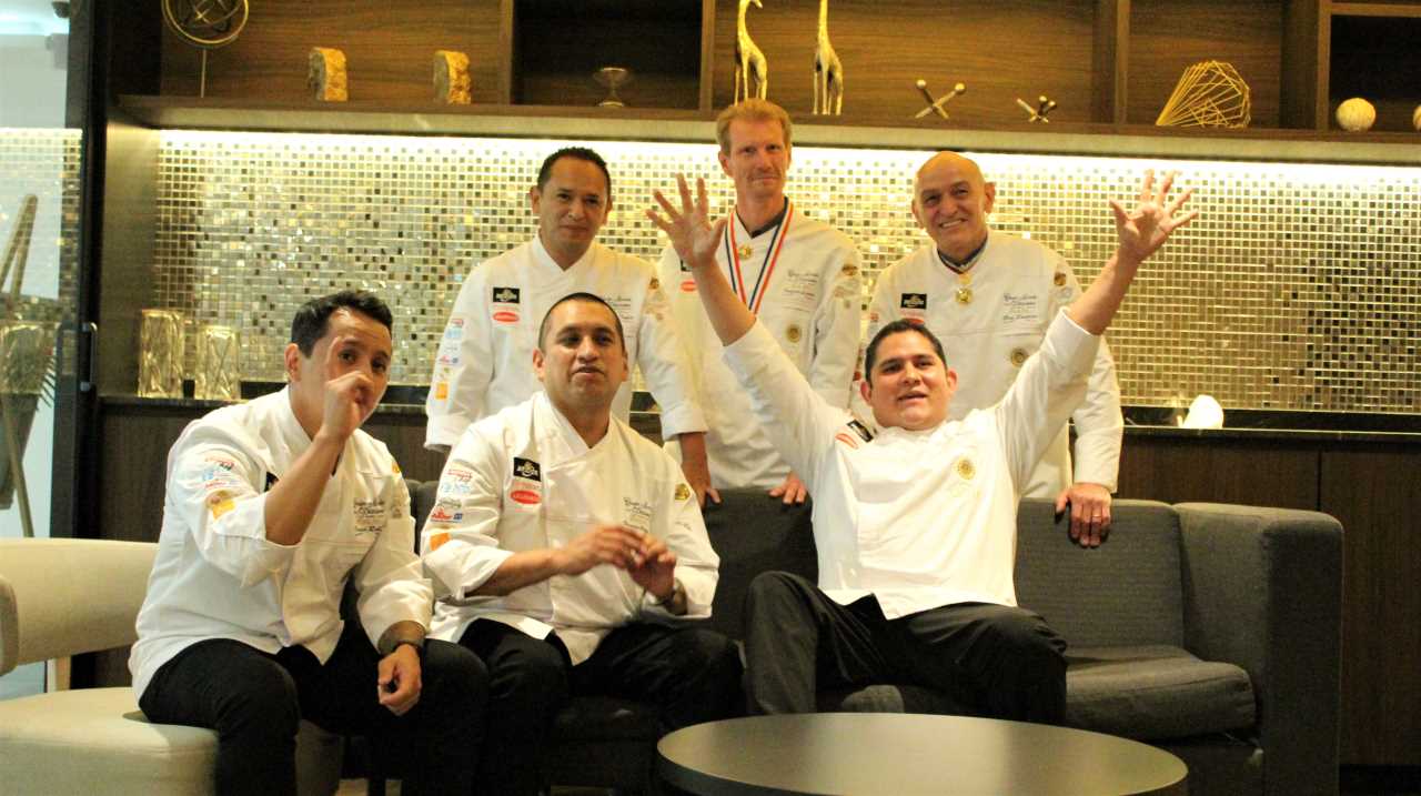 Chefs mexicanos en la Copa Mundial de Pastelería en Francia