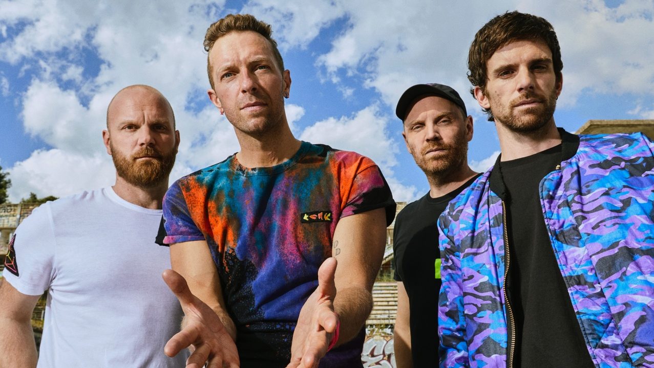 Coldplay une fuerzas con firma automotriz para su tour mundial ‘sostenible’