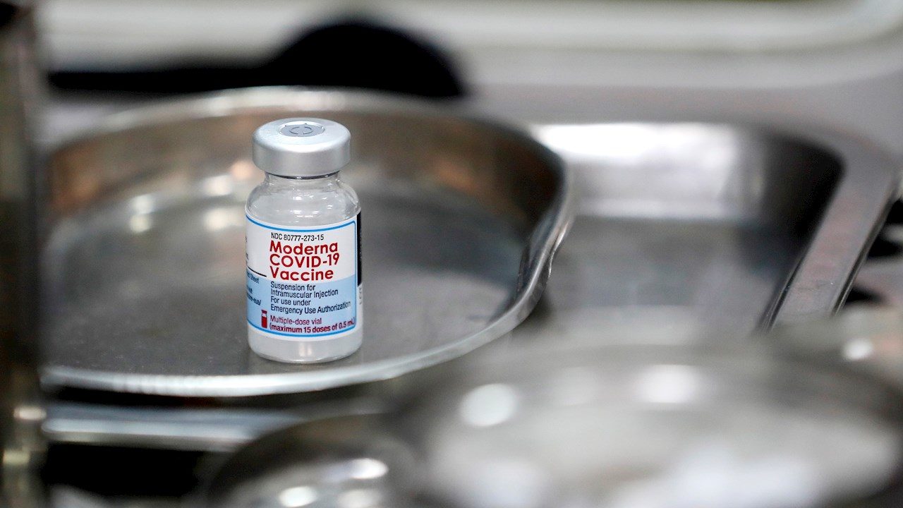 Administrar varias dosis de vacunas contra Covid-19 a corto plazo no es sostenible: EMA