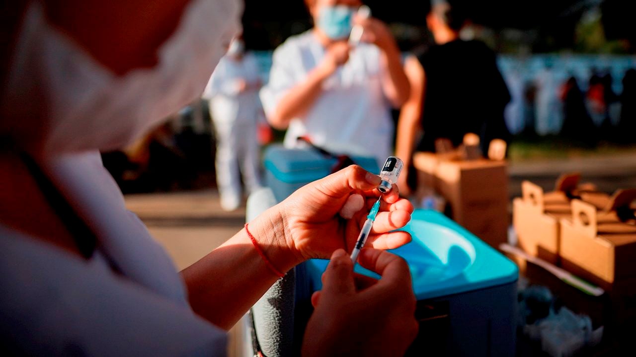 Amnistía Internacional pide al G20 un reparto equitativo de vacunas