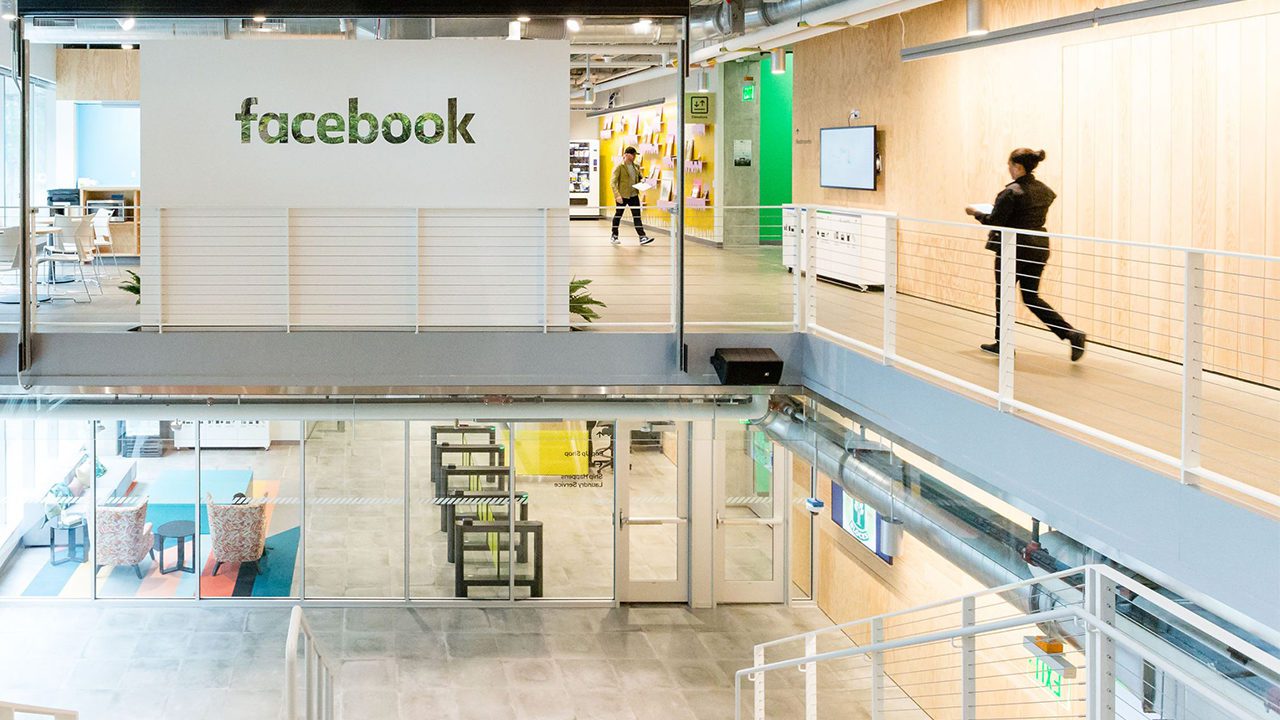 Facebook antepuso las ganancias a la lucha contra la incitación al odio: Exempleada