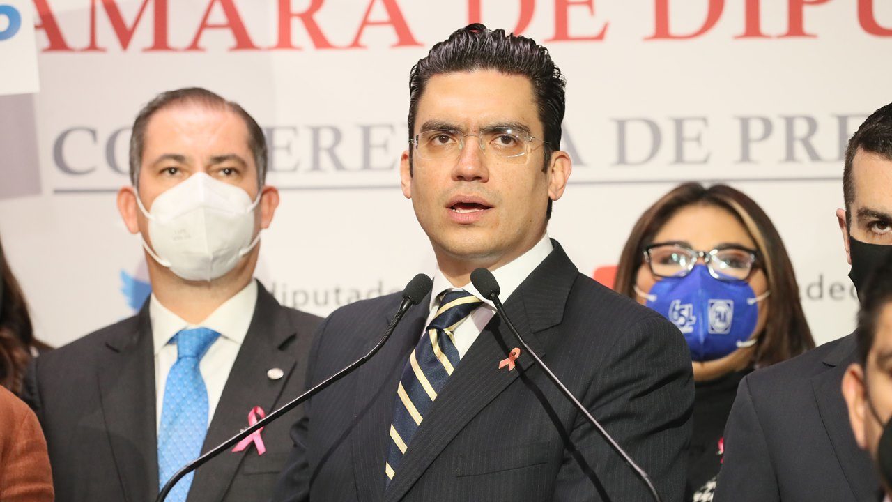Una alianza no son los dichos, son los hechos: dice PAN al PRI por reforma eléctrica