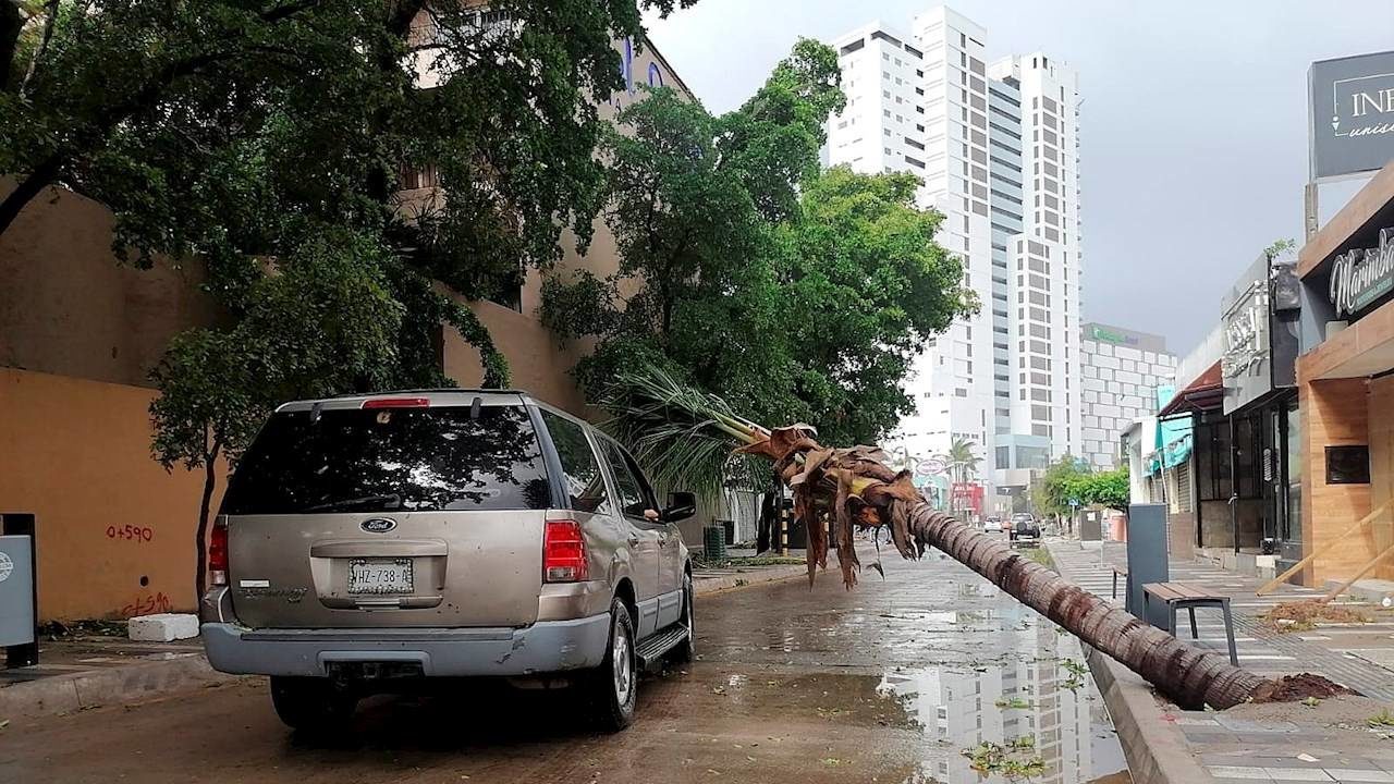 Huracán Pamela deja más de 10,000 damnificados en México