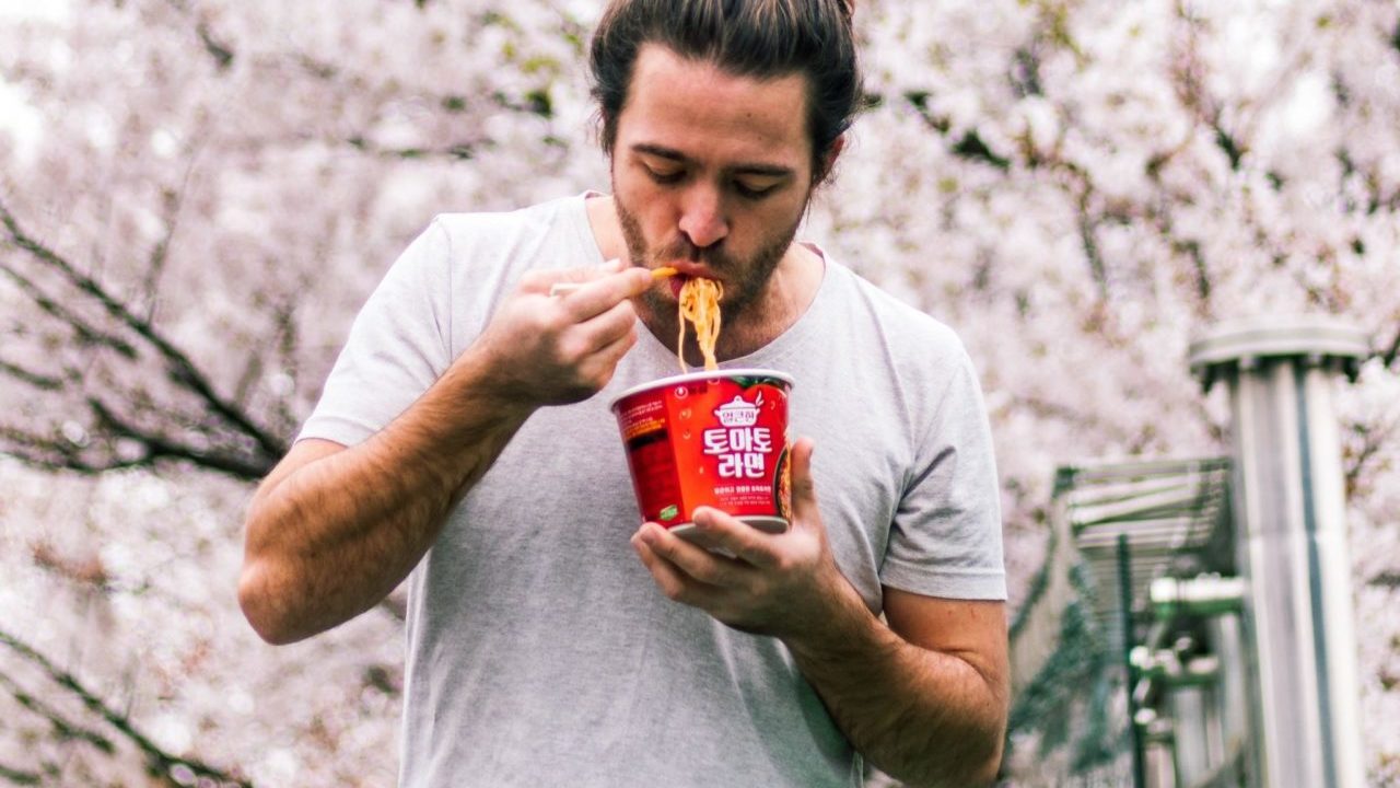 Profeco desecha 129,937 sopas instantáneas por publicidad nutrimental engañosa