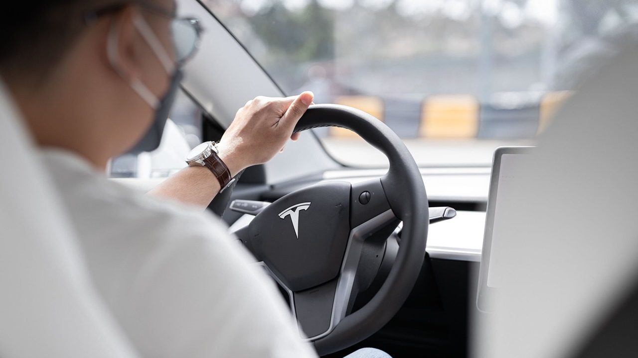 Tesla perdió 16% de su valor en primera semana de Musk al frente de Twitter