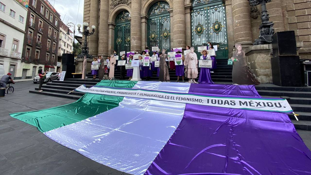Feministas lanzan ‘fuerza política’ Todas México; piden orden liderado por mujeres
