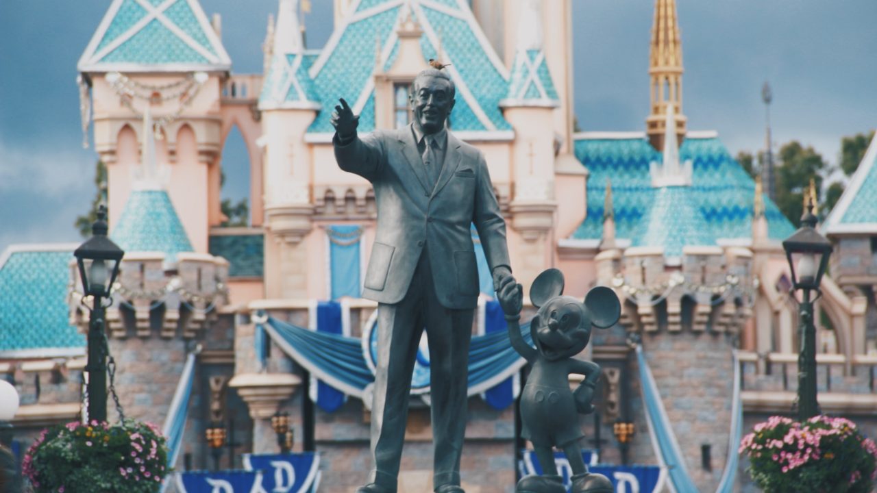 Disney demanda a gobernador de Florida por supuesta ‘campaña orquestada’ contra sus operaciones comerciales