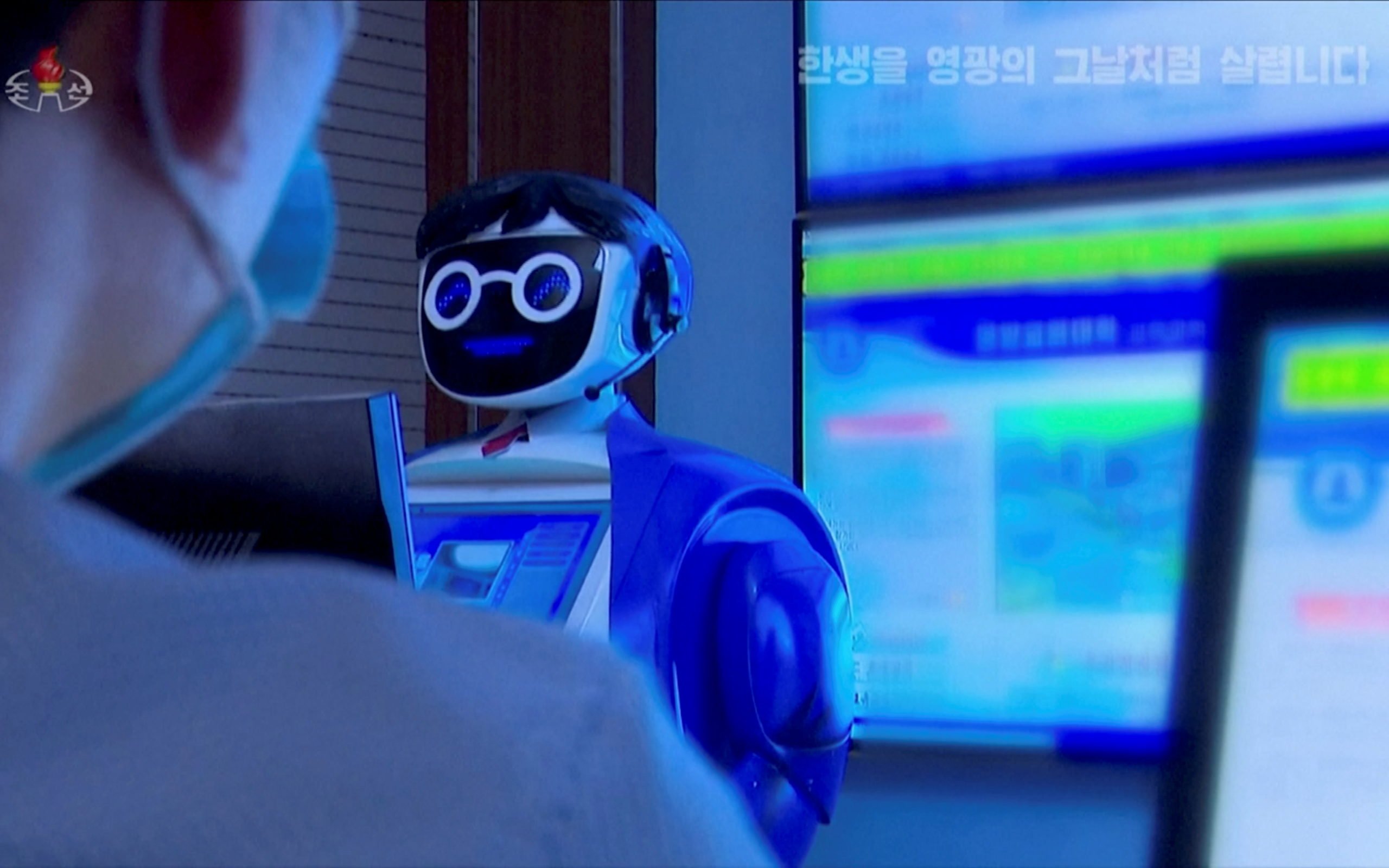 Corea del Norte impulsará la educación con robots de juguete