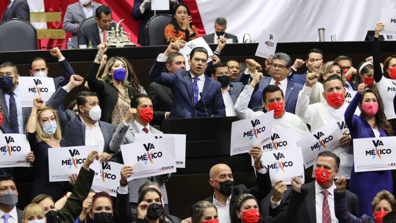 Diputados avalan en lo general el Presupuesto; discutirán 1,906 reservas