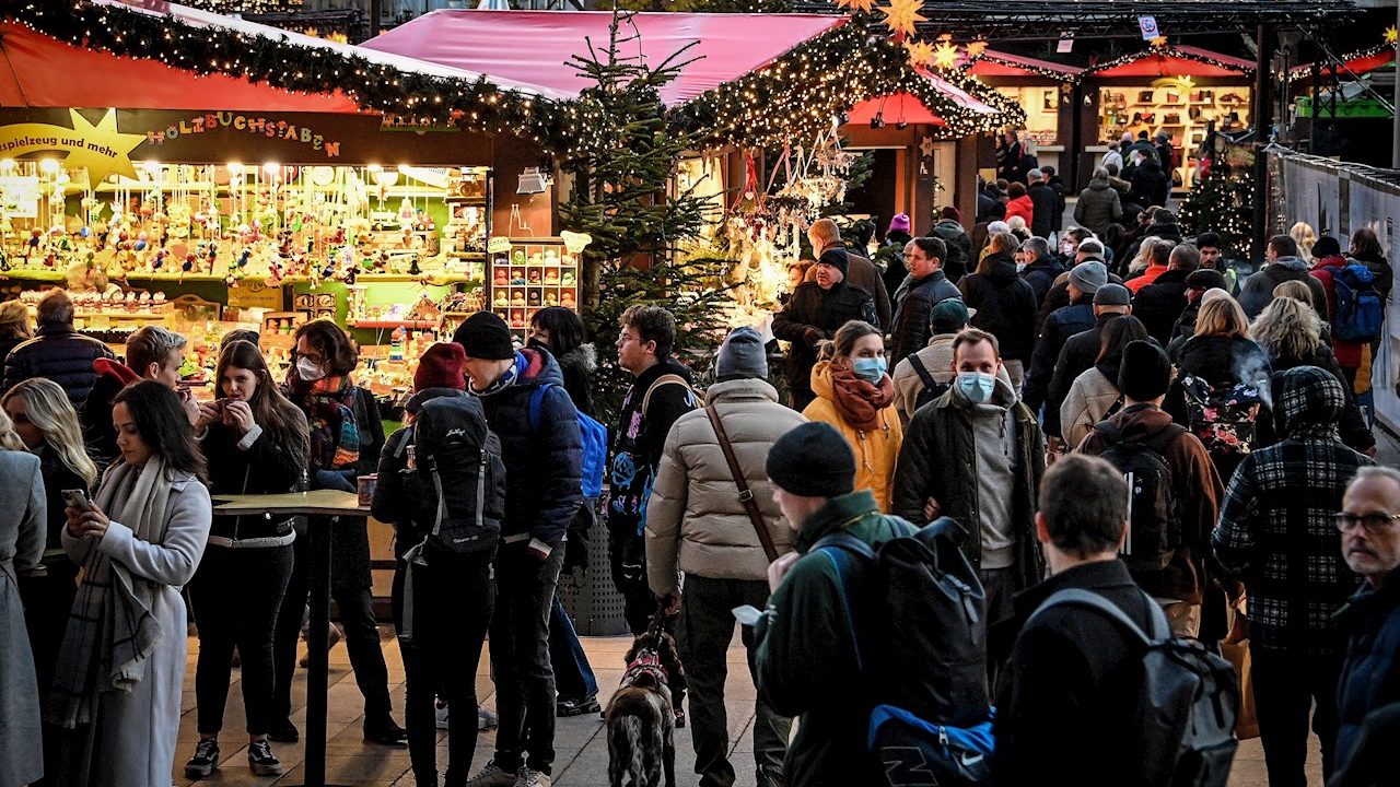 Alemania plantea endurecer sus restricciones e introducir vacunación obligatoria
