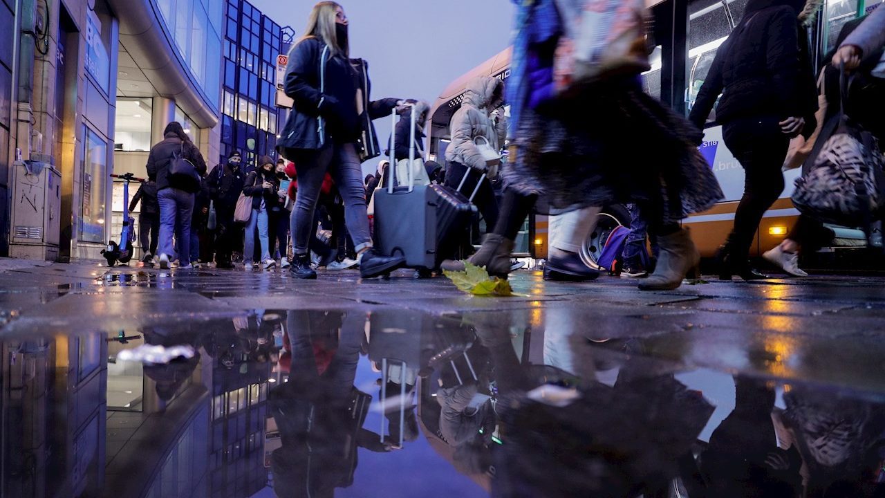Es probable que Ómicron sea dominante en Europa a principios de 2022: ECDC
