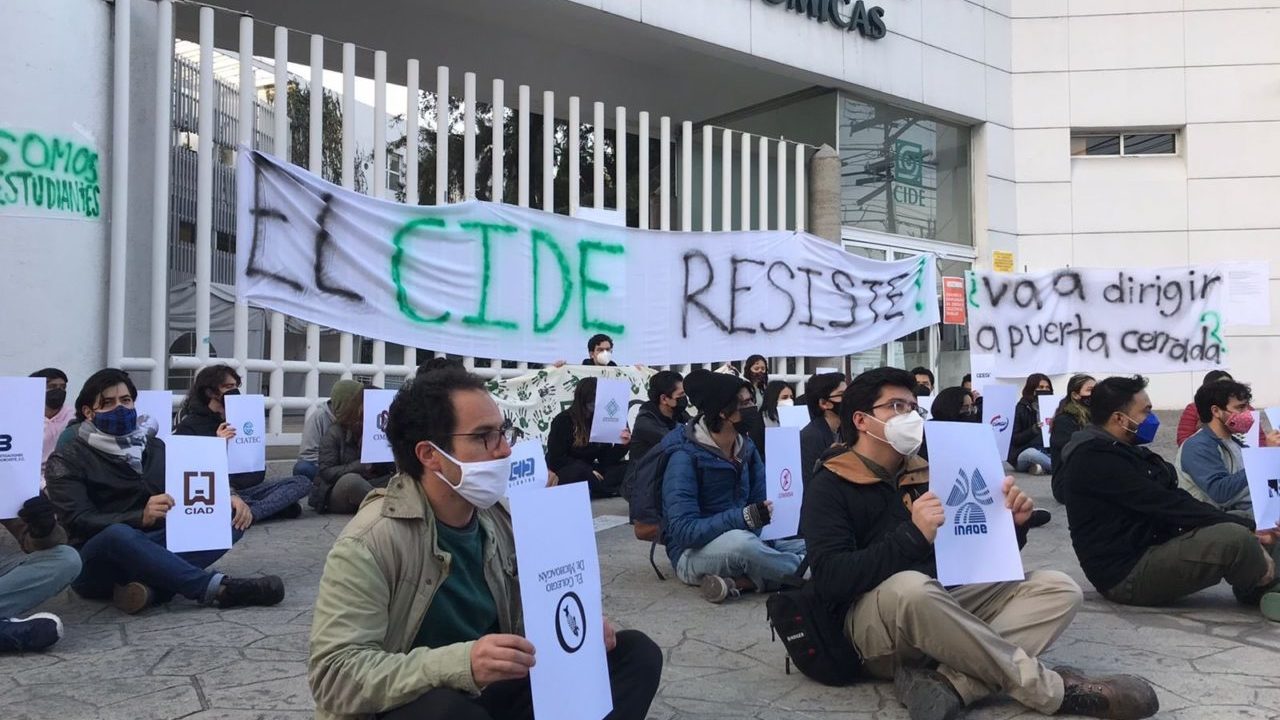 Pese a conflicto, Conacyt refrenda a Romero Tallaeche en CIDE; desaparecen colegiaturas
