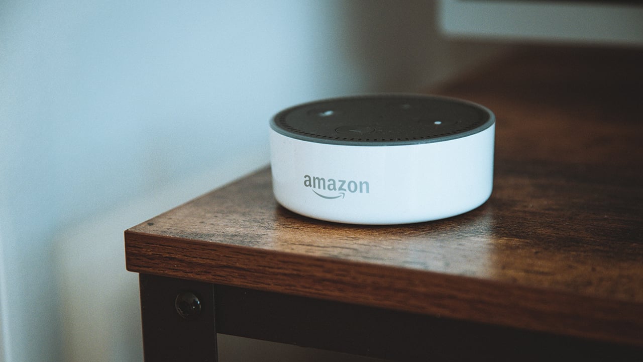 Amazon pagará 25 mdd por violar la privacidad de niños con su asistente de voz Alexa