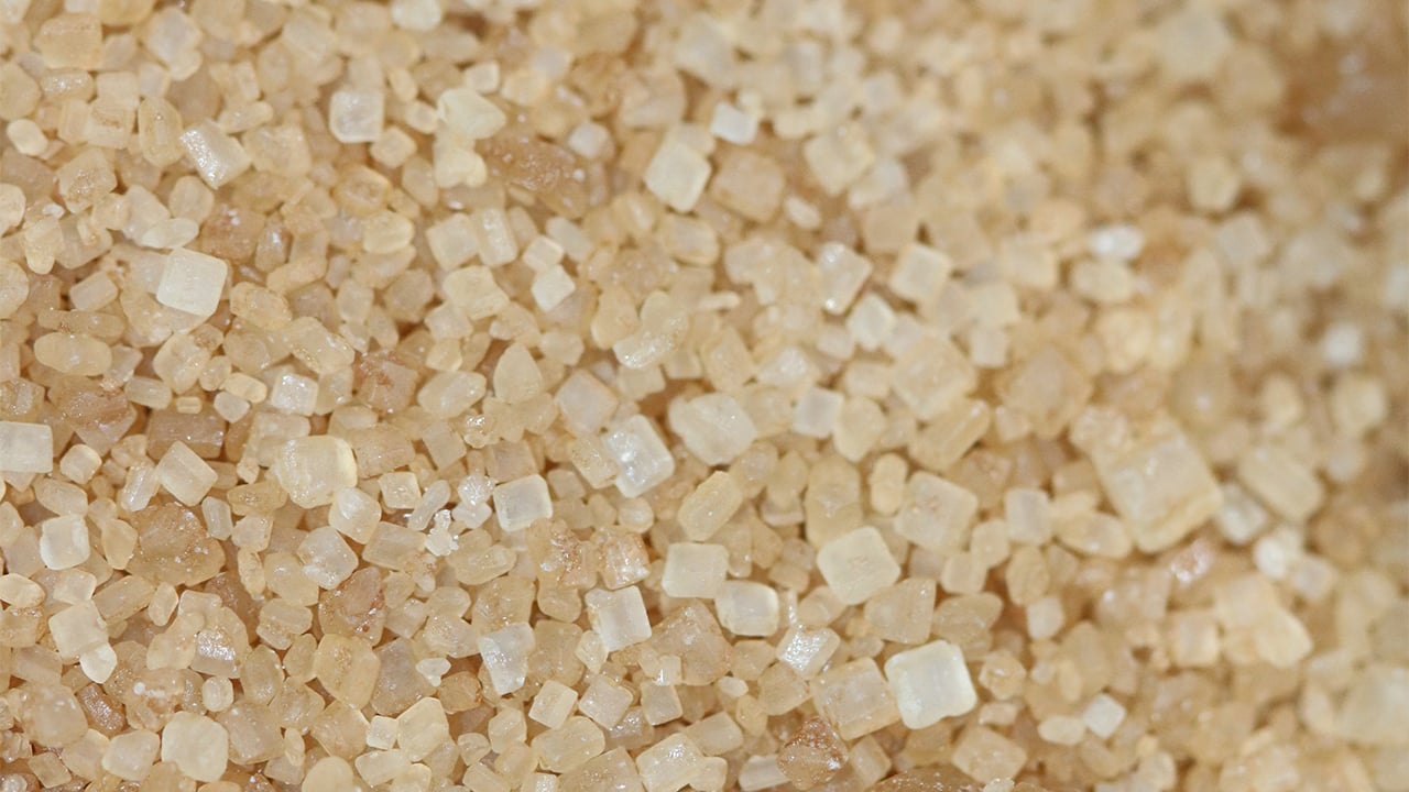 Suministro mundial de azúcar se dirige a gran superávit debido a producción de Asia: StoneX