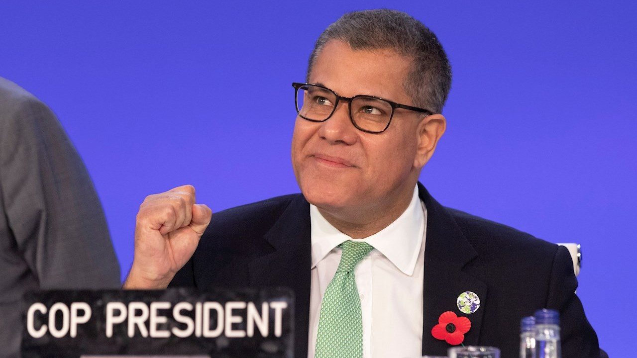 COP26: La cumbre del clima aprueba un acuerdo que aleja el final del carbón