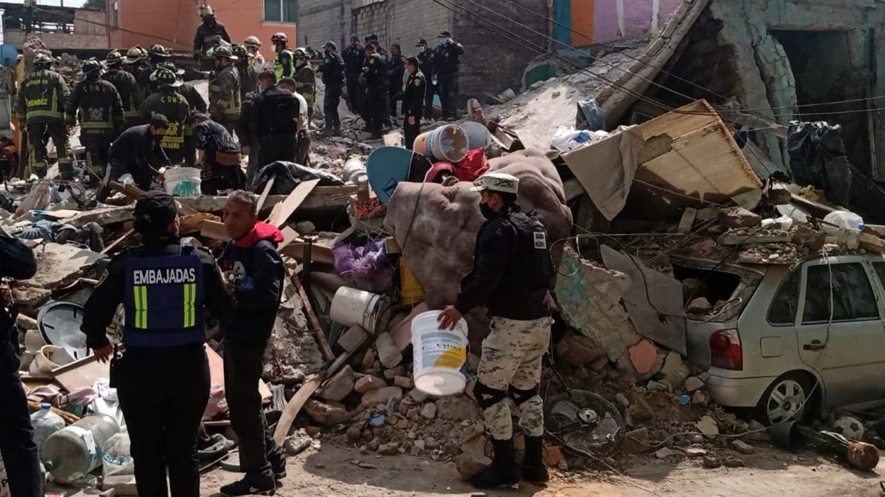 Explosión en casa deja un muerto y 12 lesionados en alcaldía Miguel Hidalgo