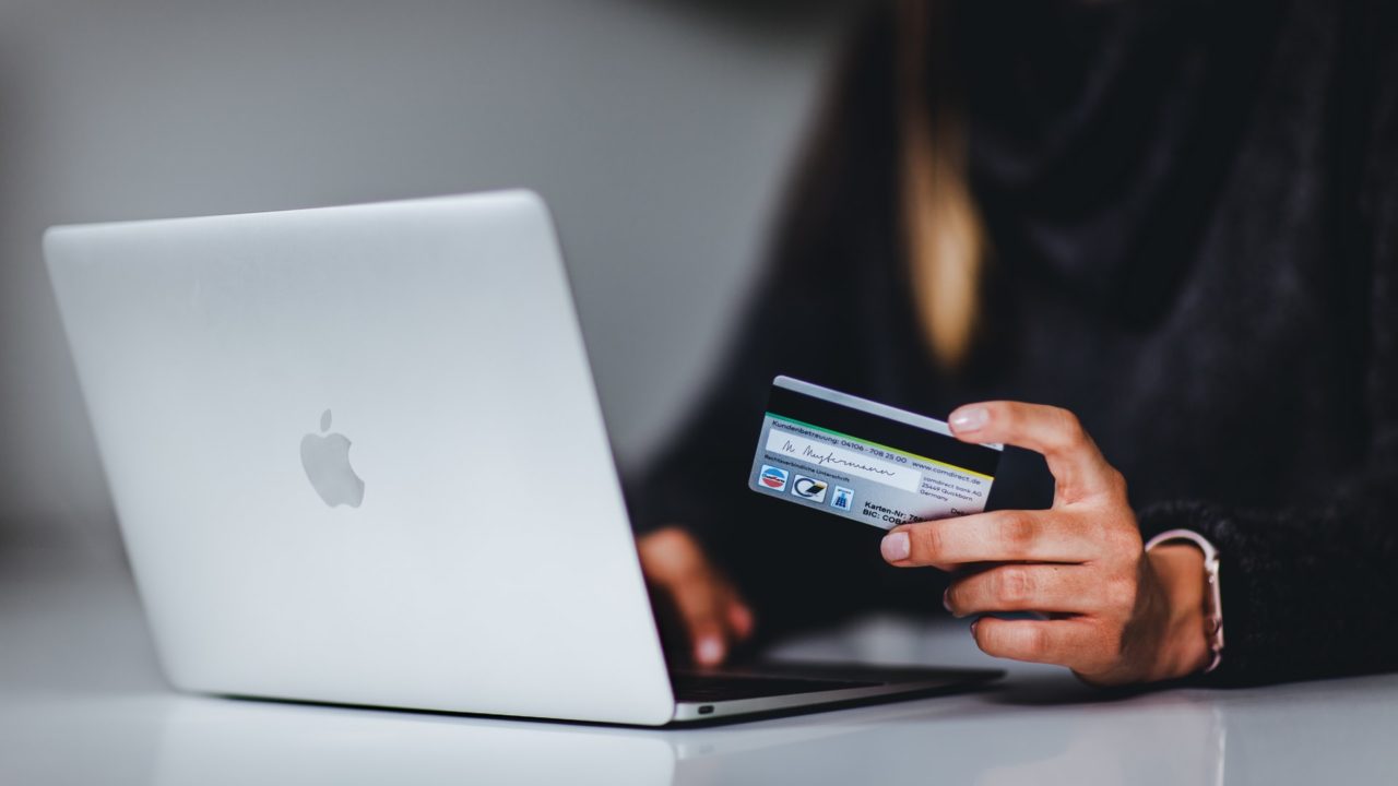 Se espera que las ventas online del Día de Acción de Gracias aumenten un 6%: Salesforce