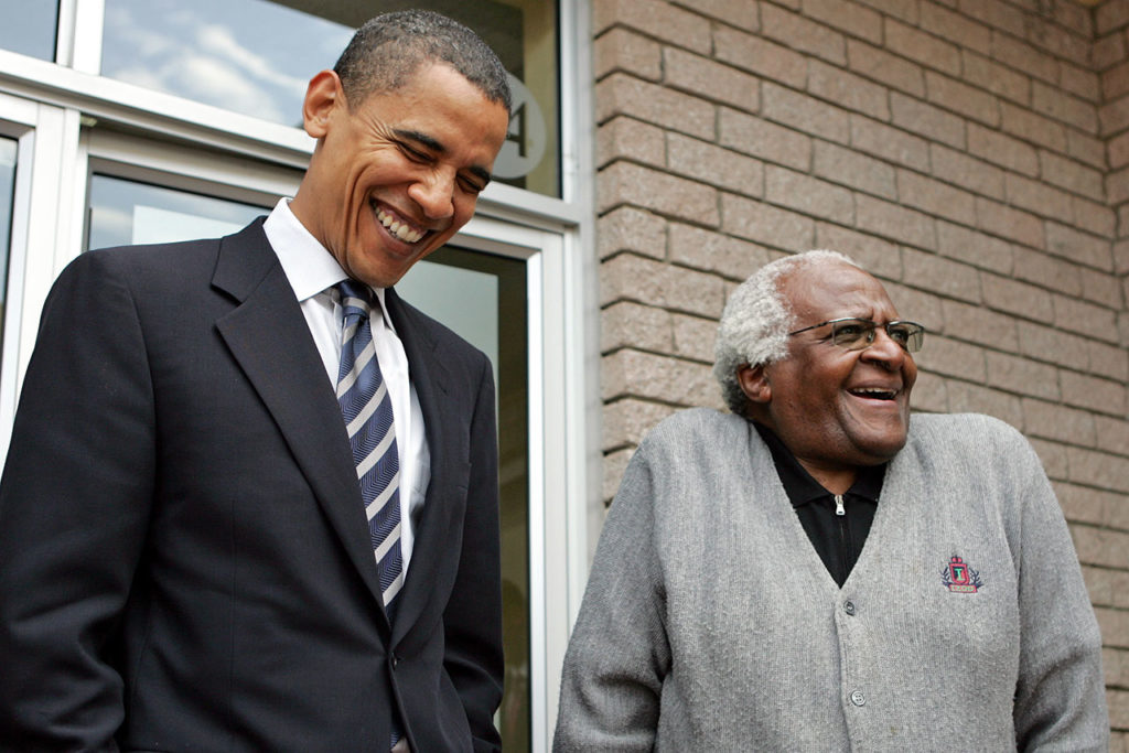 US Senator Obama and South African Nobel laureate Tutu share joke in Cape Town