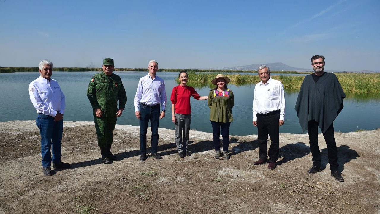 AMLO anuncia consulta para que Lago de Texcoco sea Área Natural Protegida