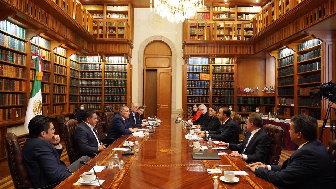 PAN y Segob acuerdan mesas de diálogo para reformas eléctrica y político-electoral