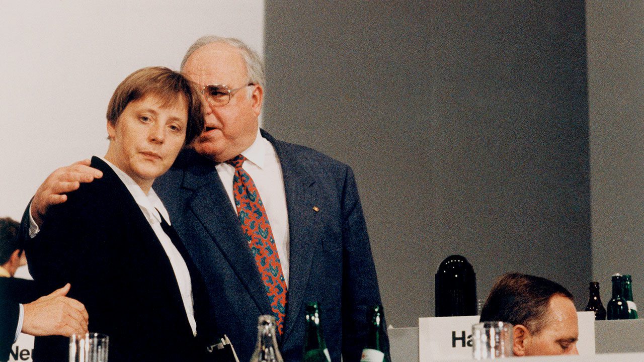 Fotogalería: Angela Merkel, la mujer más poderosa, pone fin a una era
