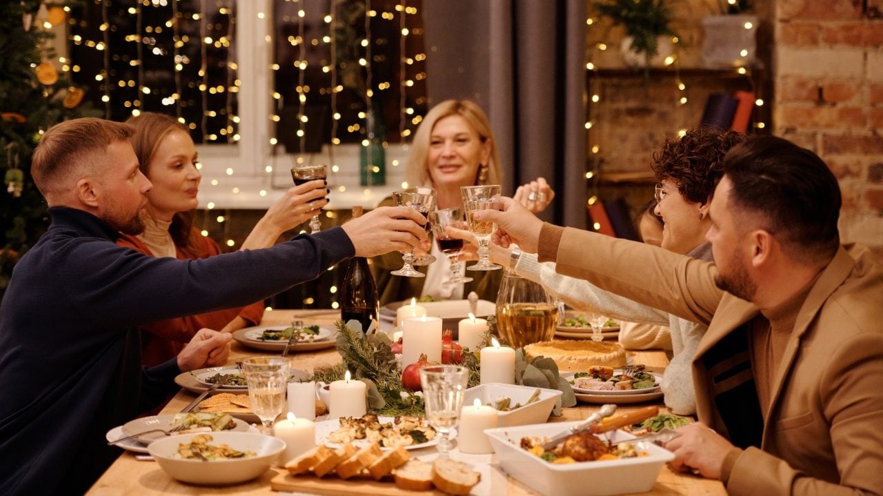 Consejos para sobrevivir a la cena de Navidad y Año Nuevo sin sentirse mal