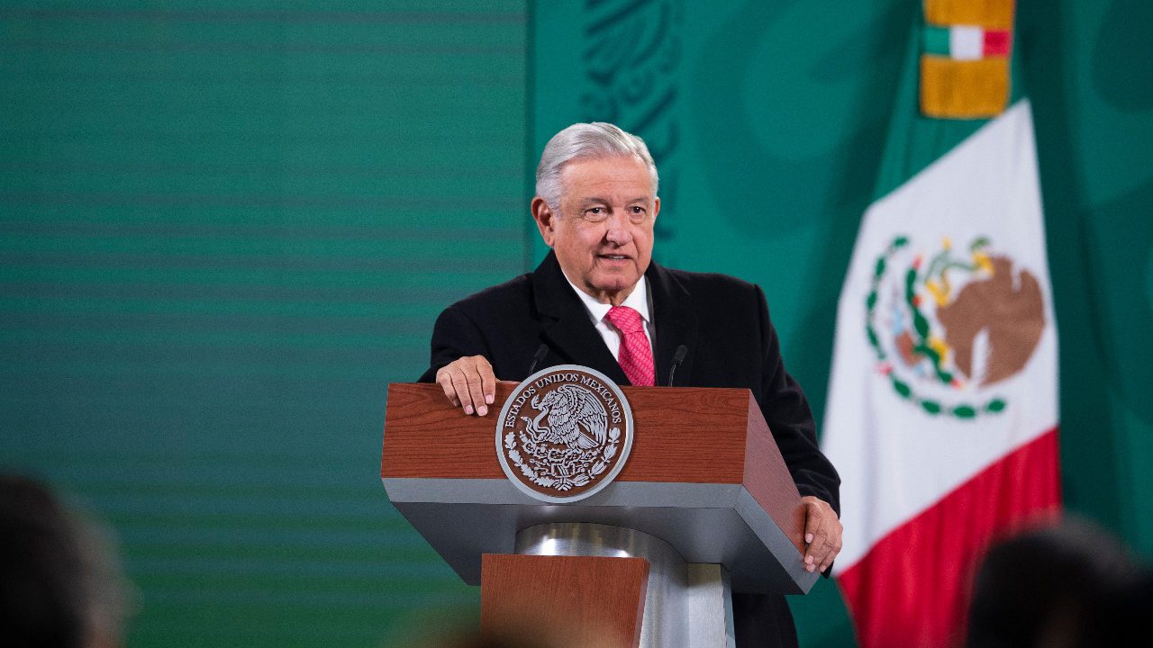 Hay ‘ataques’ a Santiago Nieto y otros funcionarios de la 4T: AMLO