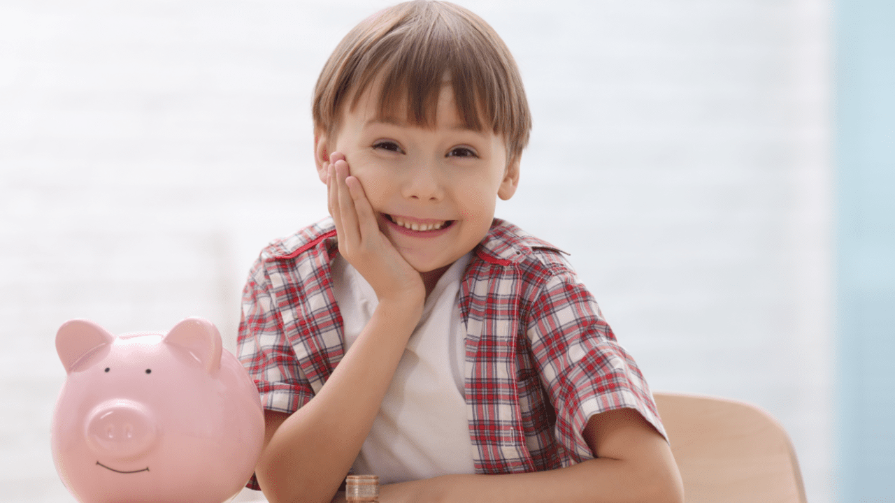 Papá, mamá: enséñale a los niños que el dinero no es malo