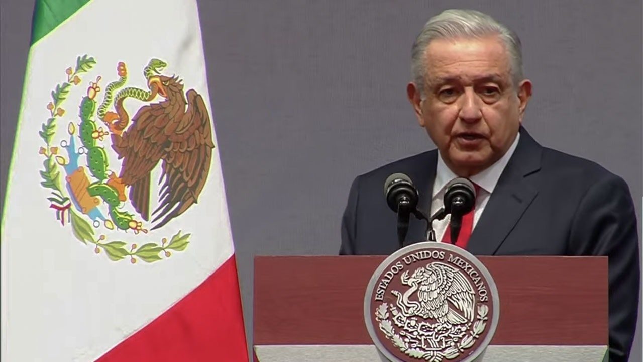 AMLO pública la sentencia del TEPJF por promoción de mensaje del 1 de diciembre