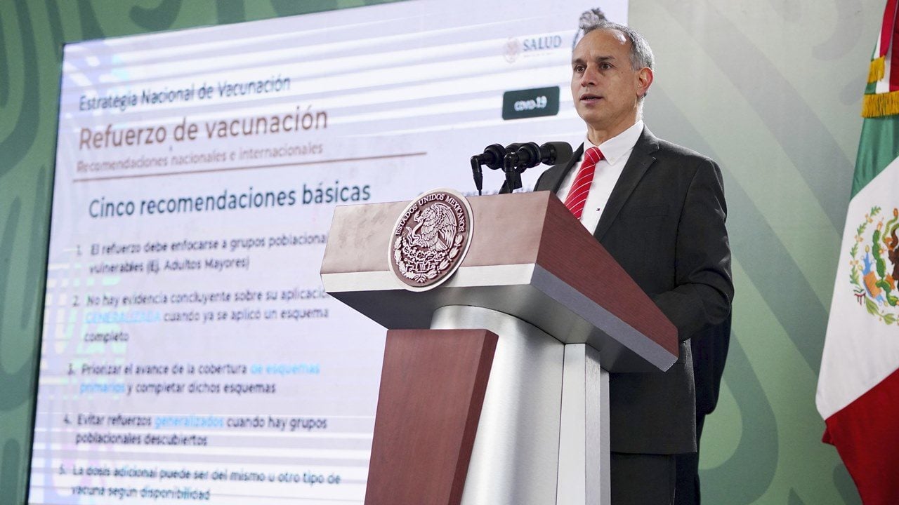 Salud prevé eliminar cuestionarios Covid-19 de aeropuertos en un mes