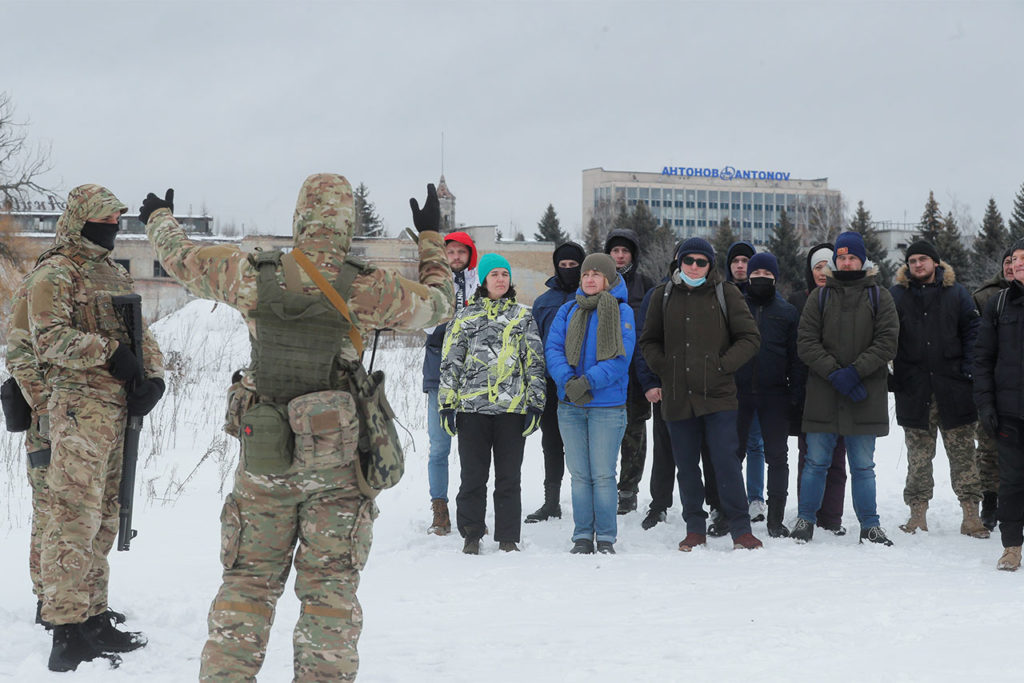 Ucrania Open military exercise for civil people in Kiev