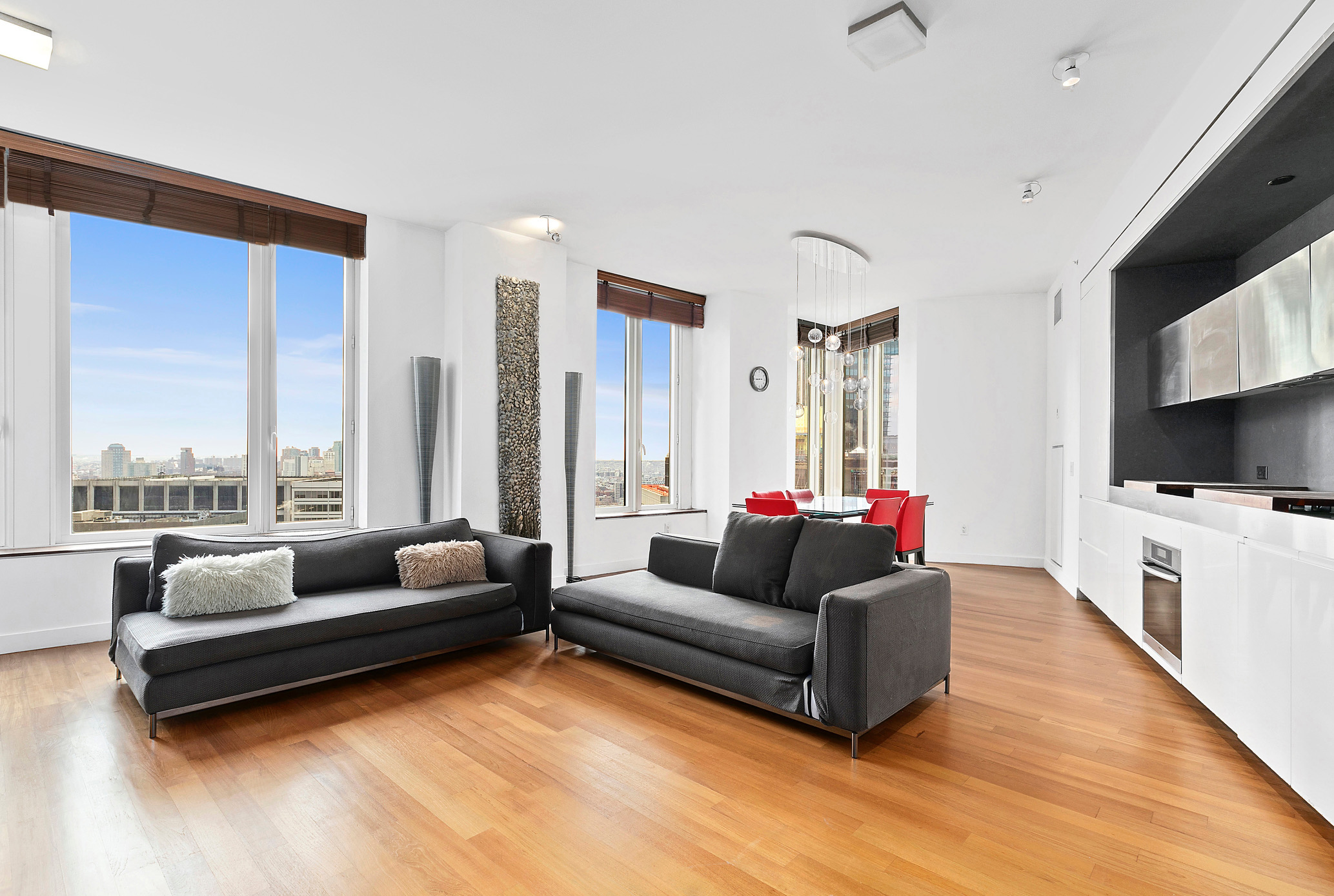 Mercado residencial de Nueva York, fortalecido por compradores internacionales