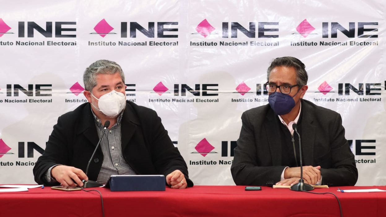 INE gastará 6.3 mdp más para revisar las firmas para la consulta de revocación