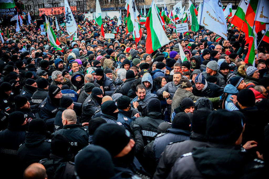 Marcha antivacuna en Bulgaria