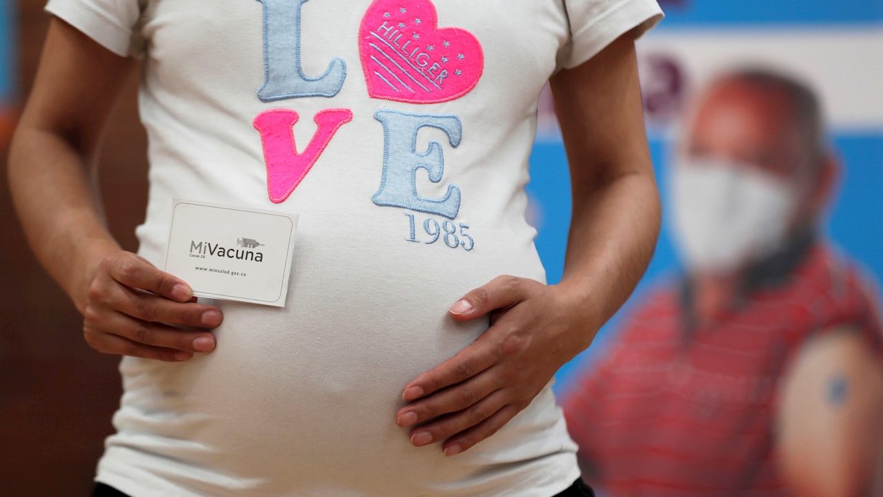 Revelan que Covid en el embarazo podría aumentar el riesgo de obesidad en niños