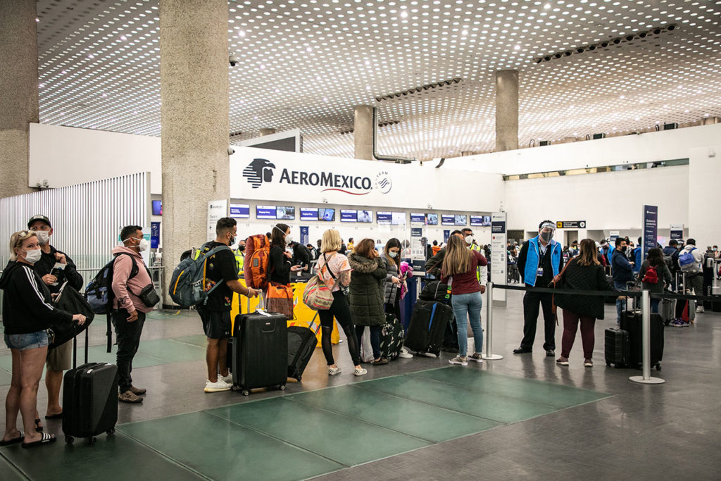 Cancelacion vuelos aeropuerto Aeromexico 3