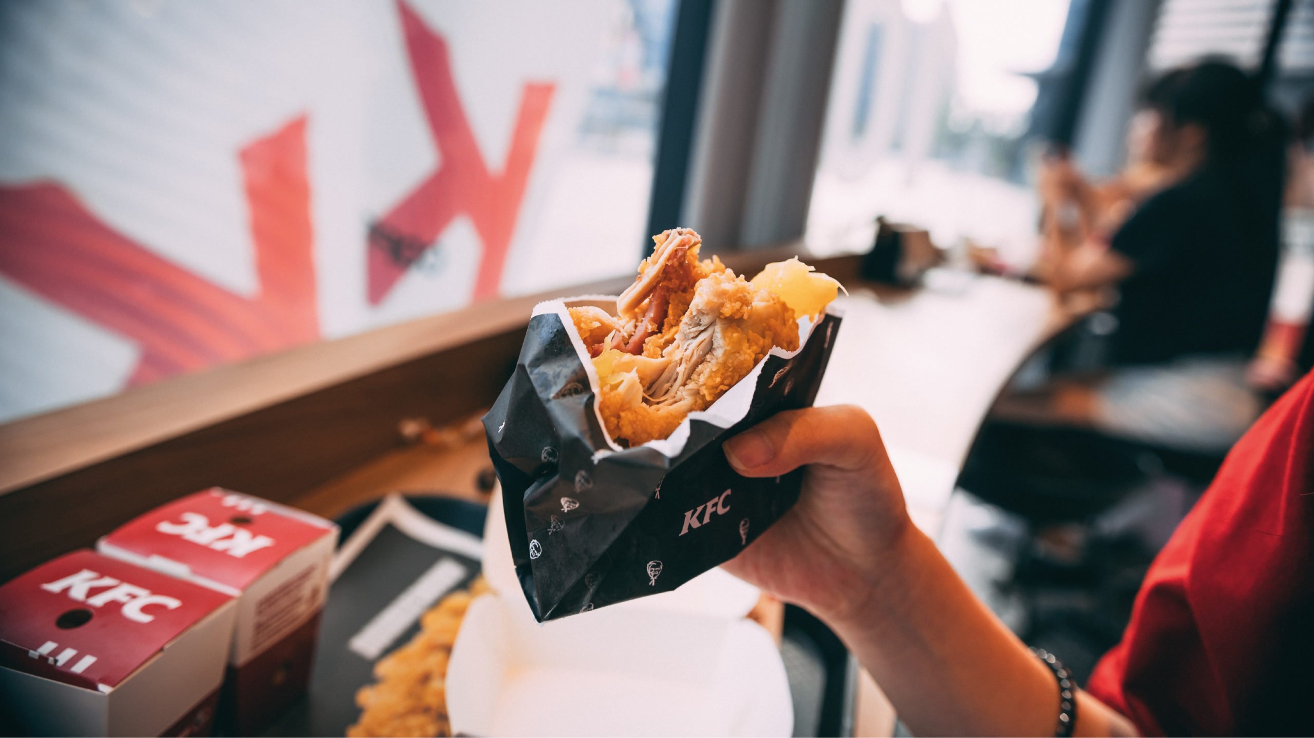 KFC es criticado en China por promover ‘consumo irracional’ de alimentos