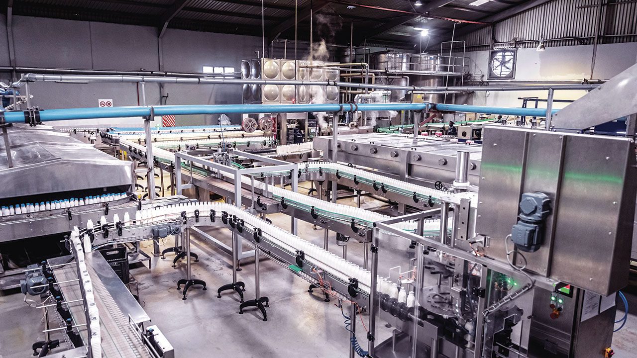 Cuatro de cada 10 empresas en Nuevo León han sido afectadas por el panorama político