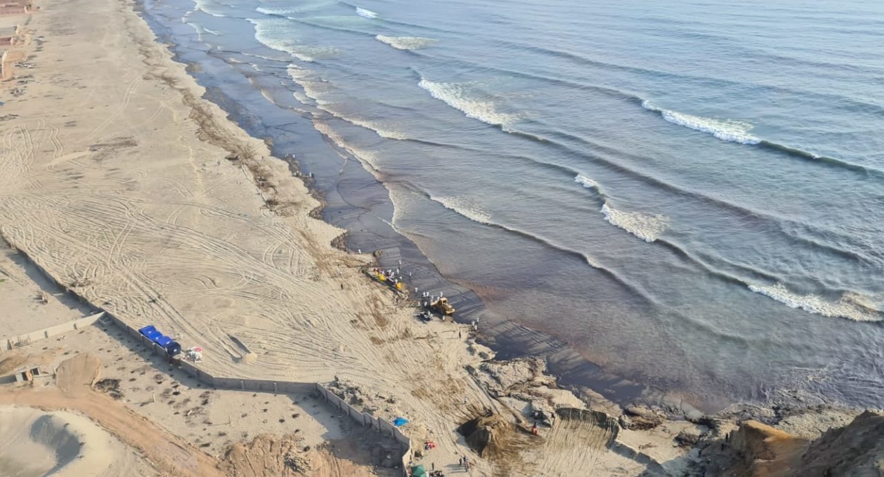 Repsol niega responsabilidad en derrame de petróleo en Perú