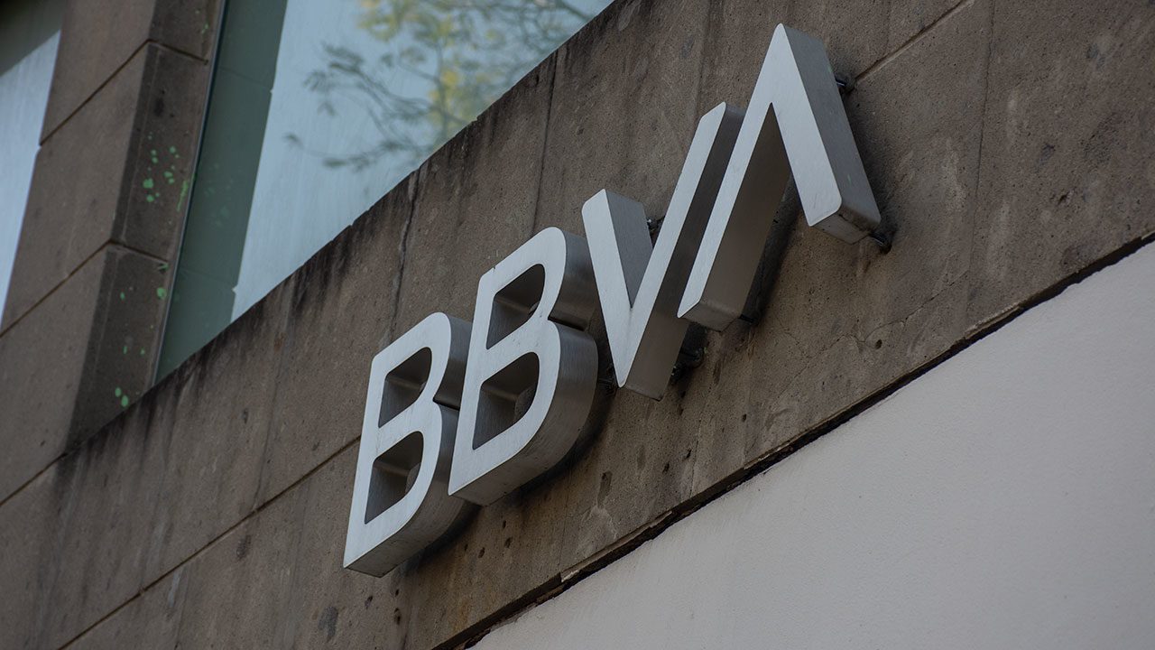 CNBV multa a BBVA con 6.07 mdp; también sanciona a Banorte y Bursamétrica
