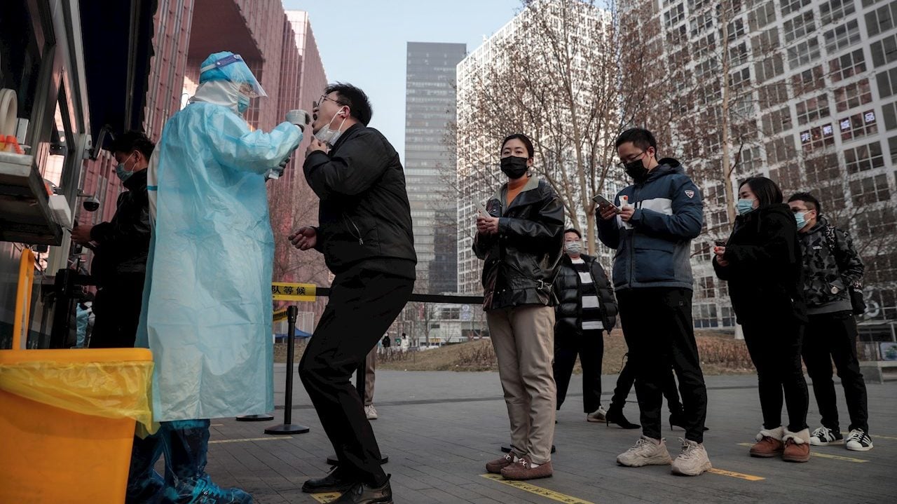 ‘Algunos no lo conseguirán’: Atletas en riesgo de no superar pruebas Covid-19 en Beijing