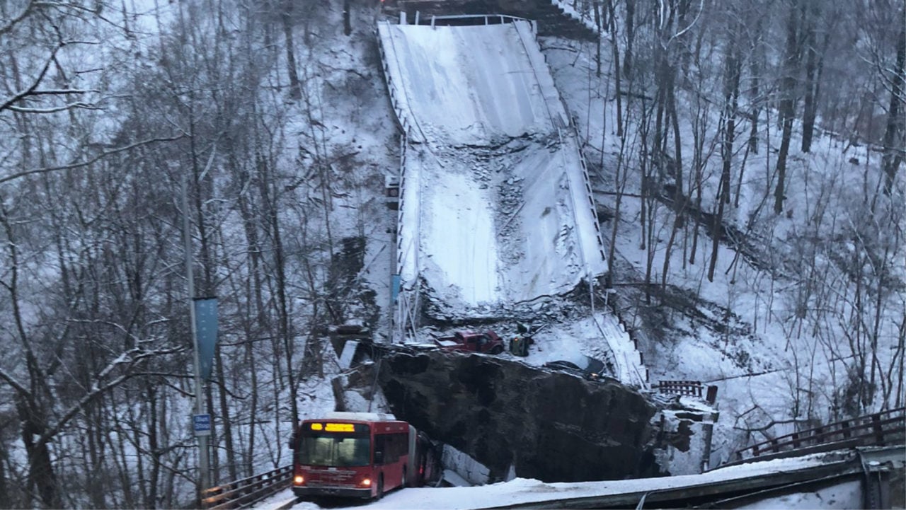 Colapsa puente en Pittsburgh antes de visita de Biden